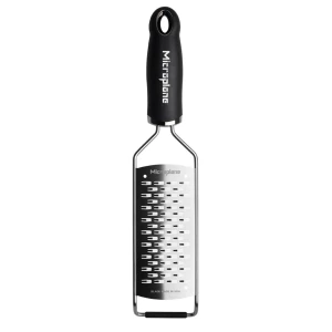 Microplane Reibe 2-Wege -Schneide mittelgroß schwarz Gourmet Serie (098399450025)