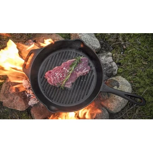 Petromax Grill-Feuerpfanne mit Stiel  (4250435730737)